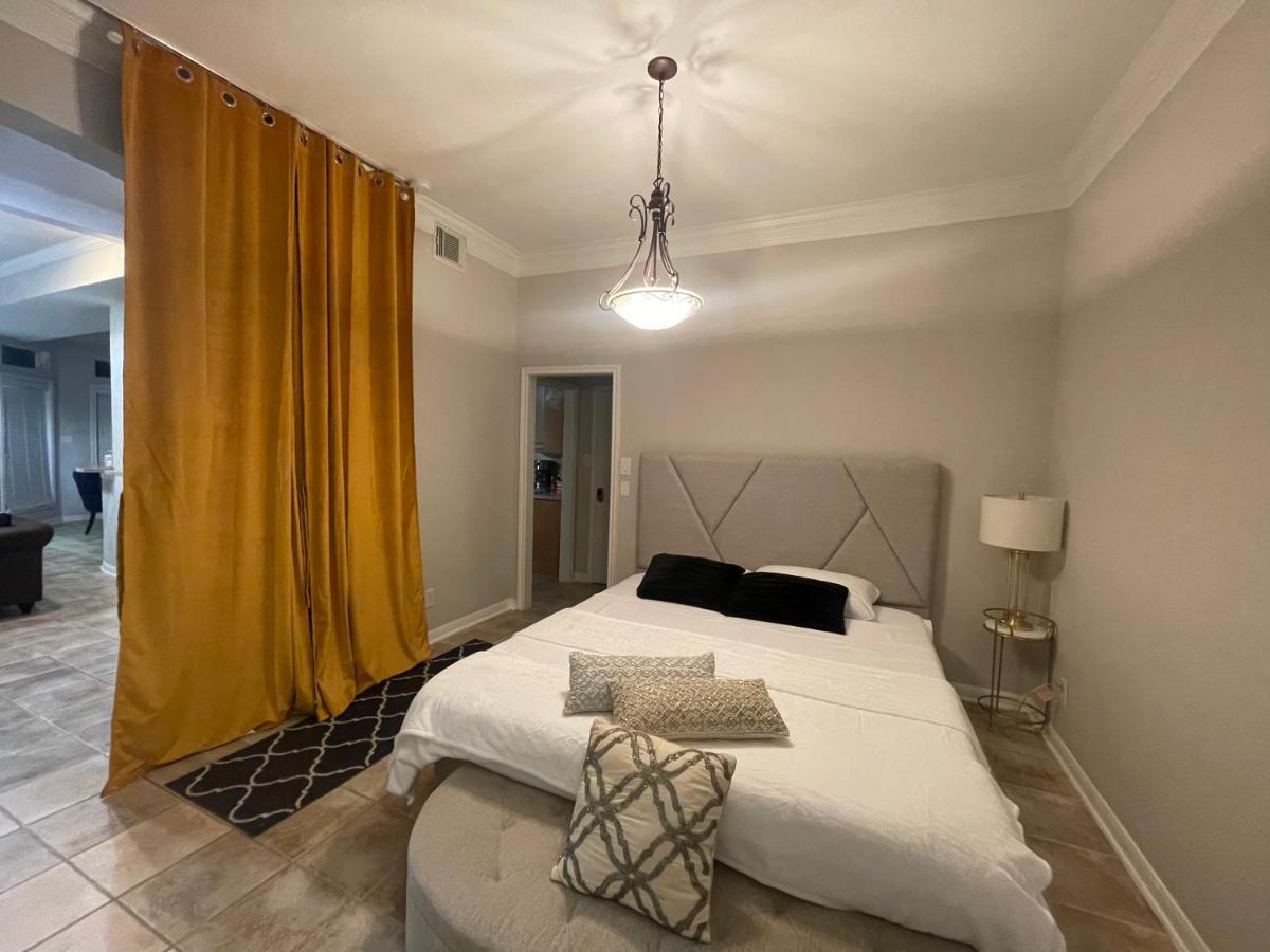 Insperit Home At Galleria With Heated Pool Spa Х'юстон Екстер'єр фото