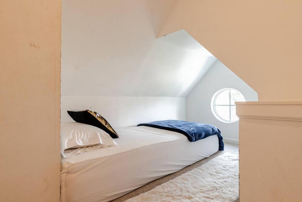 Insperit Home At Galleria With Heated Pool Spa Х'юстон Екстер'єр фото